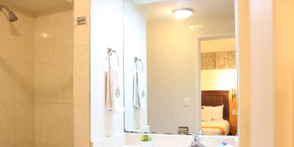 Bathroom 4, Hotel Historia, Morelia