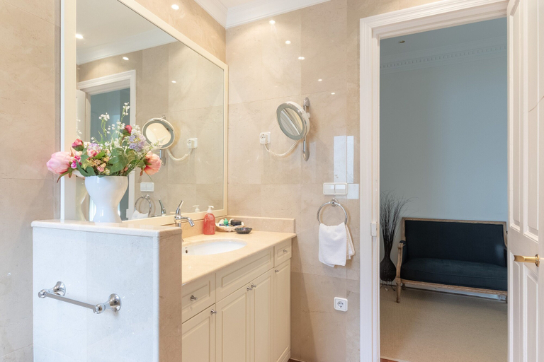 Bathroom 4, BILBAO BY THE SEA IV apartment by Aston Rentals, Vizcaya