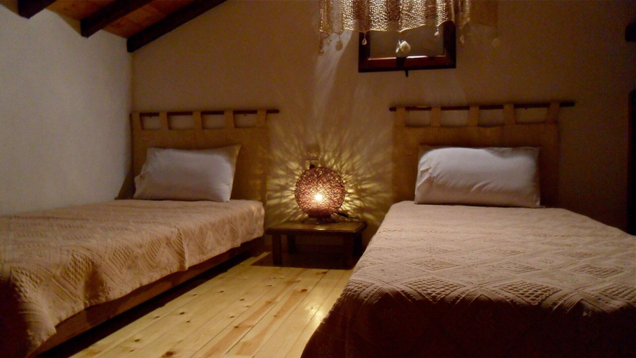 Bedroom 3, Flower Houses, Thessaly