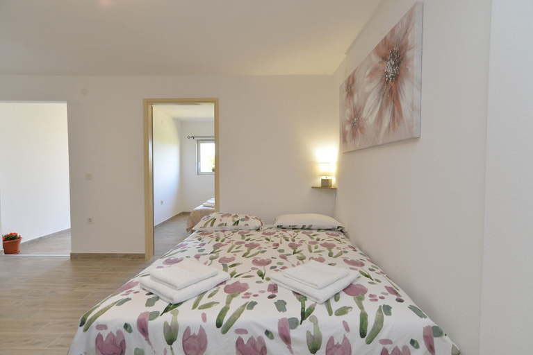 Bedroom 2, Apartment 1890, Marčana