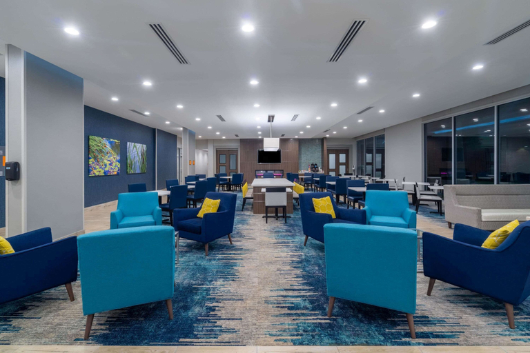 Public Area 2, La Quinta Inn & Suites by Wyndham Tifton, Tift