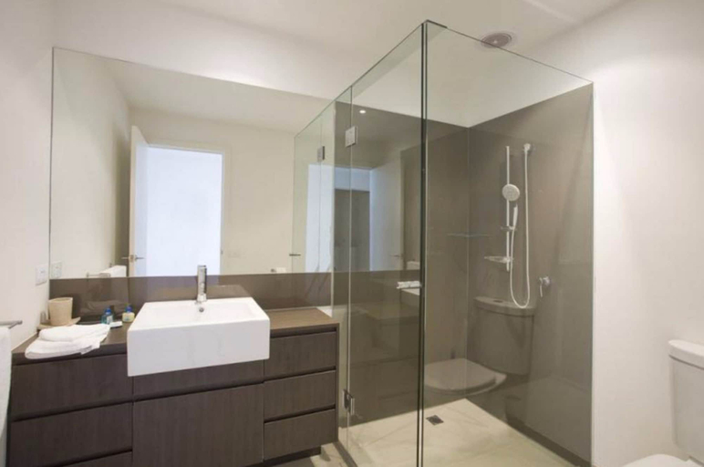 Bathroom 4, Whitewater Apartments, Surf Coast - East