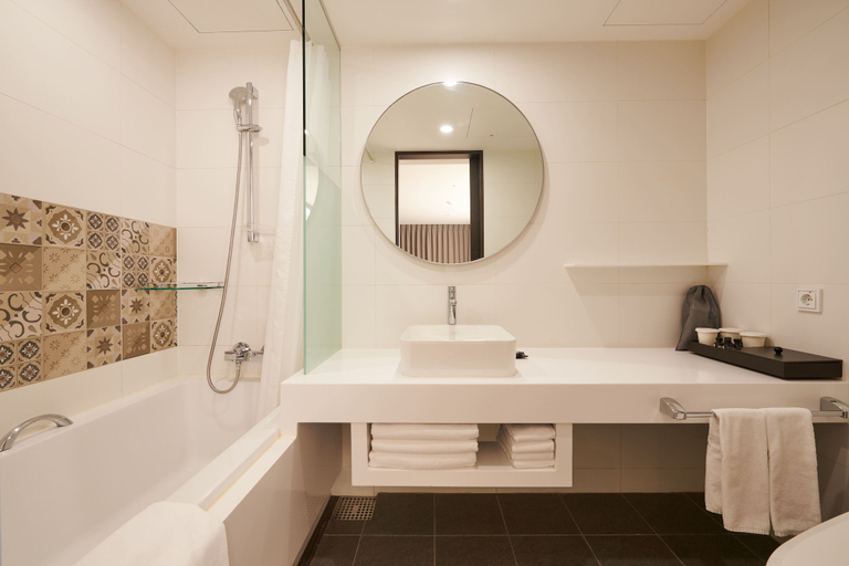 Bathroom 5, NINE TREE BY PARNAS SEOUL INSADONG, Jongno