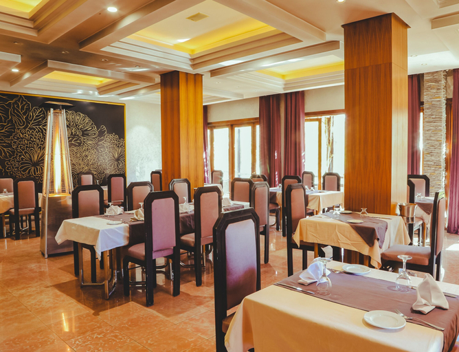 Food & Drinks 5, Hotel Perce Neige, Ifrane
