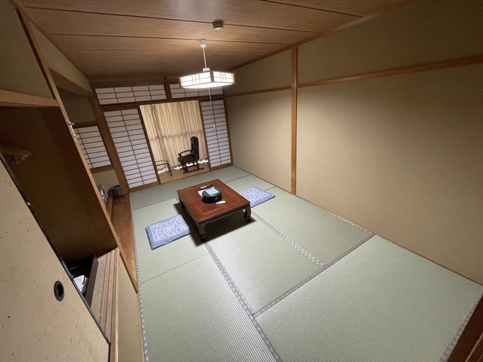 Bedroom 3, Hotel Isodokei, Shirahama