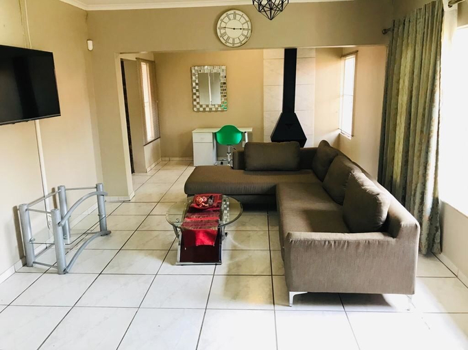 Others 4, 64 on Springbok, City of Tshwane