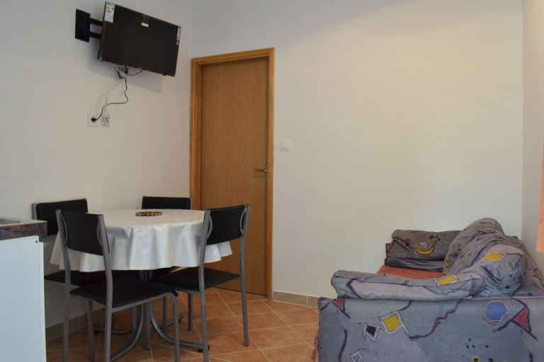 Others 5, Apartments Kralj, Malinska-Dubašnica