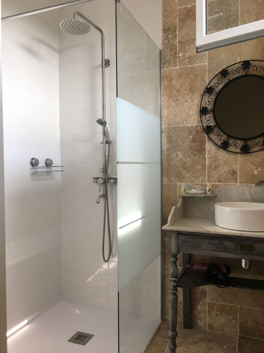 Bathroom 5, Domaine de Codeval, Haute-Garonne