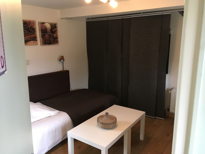 Bedroom 2, De Zoete Kers B&B, West-Vlaanderen