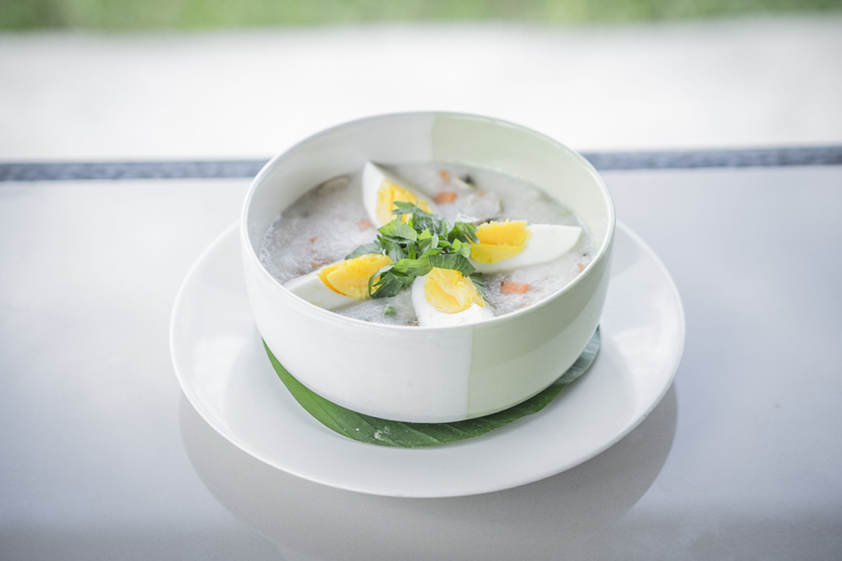 Food & Drinks 5, Putih DCarik Ubud, Gianyar