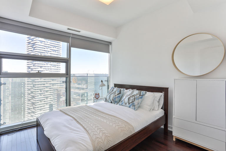 Bedroom 3, Brilliant High-Rise 2 Bed and Parking, Toronto