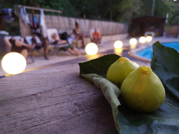 Food & Drinks 5, Alloggio Rurale, Terni