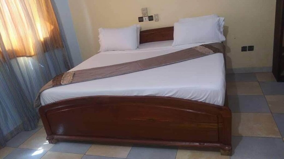 Bedroom 5, Hôtel 2 La Place, Abomey-Calavi
