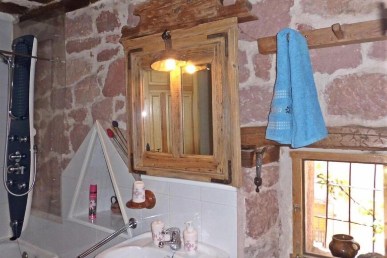 Bathroom 4, Castillo De La Riba, Guadalajara