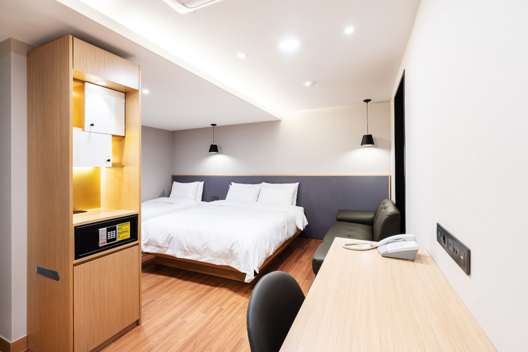 Bedroom 3, Lala Vianco Hotel, Busanjin