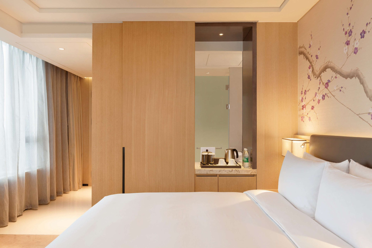 Bedroom 2, Hilton Garden Inn Dandong, Dandong