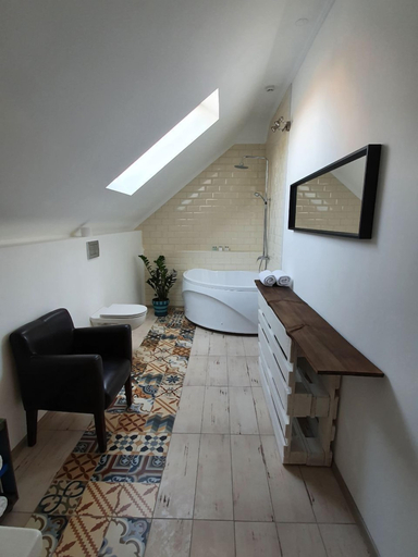 Others 5, Villa Shafran, Aksayskiy rayon