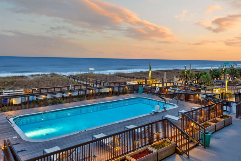Sport & Beauty 5, Hampton Inn & Suites Carolina Beach Oceanfront, New Hanover