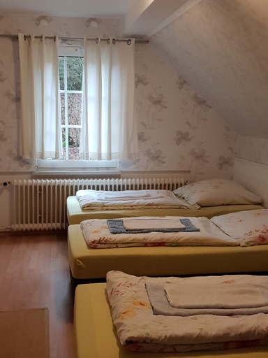 Bedroom, Waldhotel und Restaurants Lemberg, Hagen