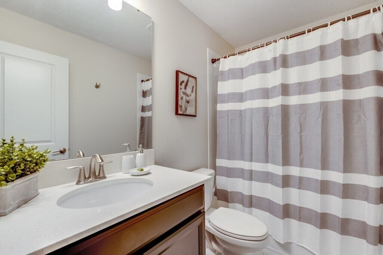 Bathroom 3, 8 Bed 5 Ba Villa with Games, Pool & Spa, Osceola