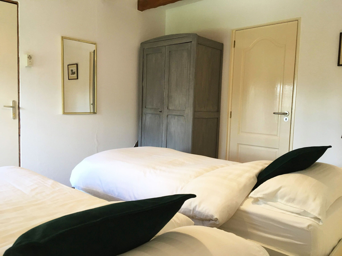 Bedroom 3, Domaine Les Filloux, Creuse
