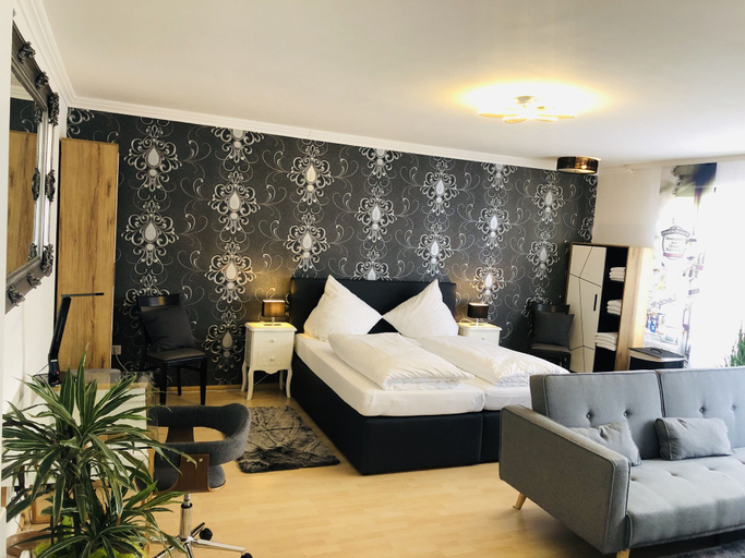 Bedroom 5, Hotel Haus Herrenweide, Diepholz