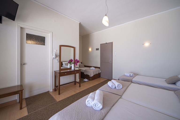 Bedroom 4, Hotel Cokkinis, Attica