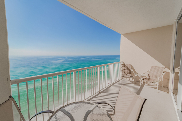 Others 1, Majestic 1708 West Tower I - Studio Condo, Bay