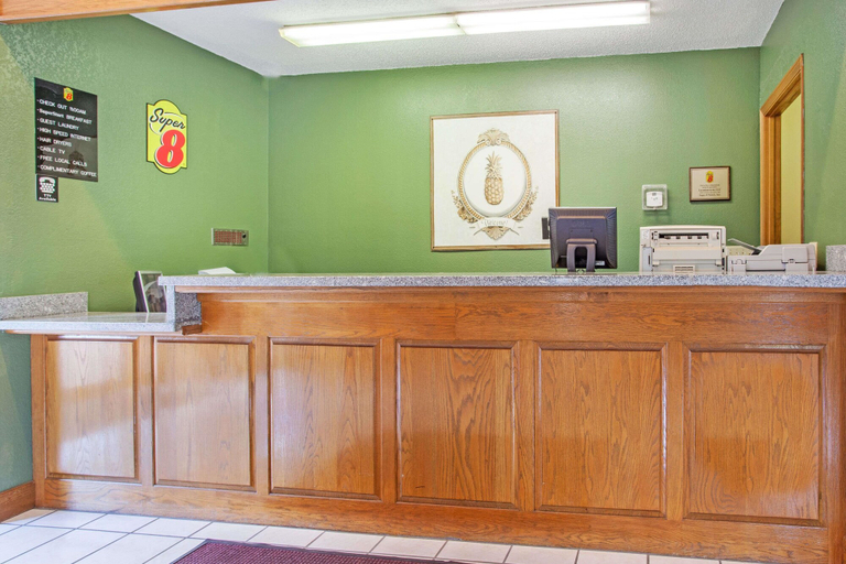 Others 5, Super 8 by Wyndham Atchison, Atchison