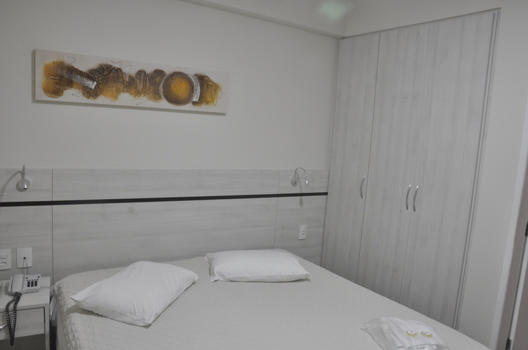Bedroom 3, Hotel Raio de Sol, Guarapari