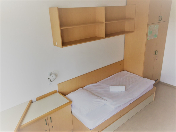 Bedroom 2, Summer Residence - Hostel, Ljubljana