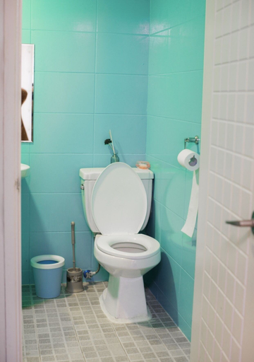 Bathroom, Fanhua, Mapo
