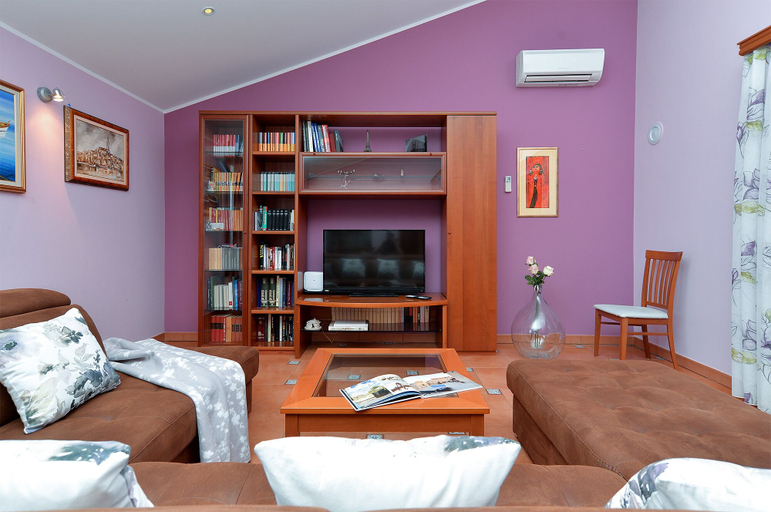 Bedroom 2, Apartment 1917, Rovinj