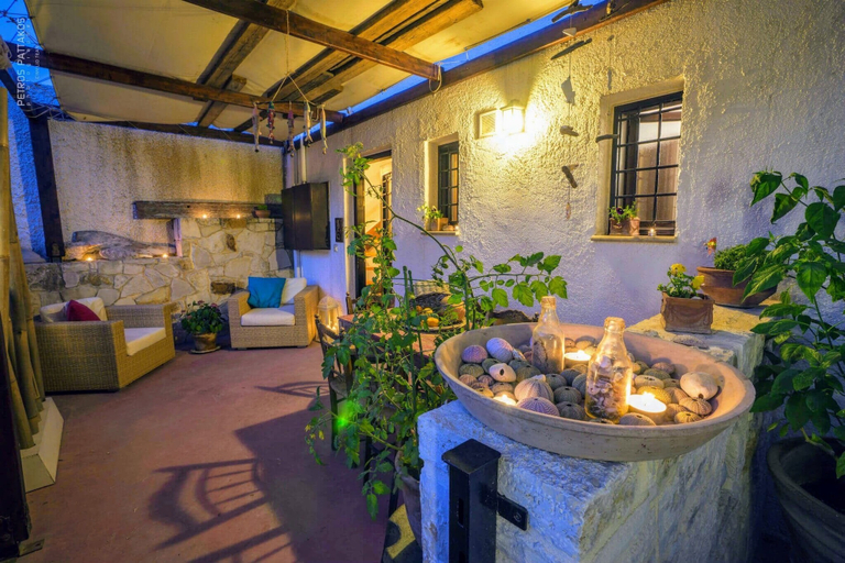 Courtyard, Villa Marathoula, Crete