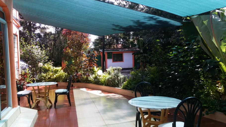 Others 5, Yaris Guest House, Kesses