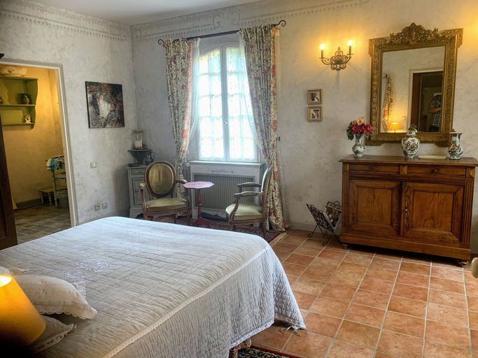 Bedroom 2, Domaine de la Chartreuse Dautré, Dordogne