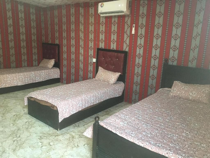 Bedroom 3, Oryx camp, Quaira
