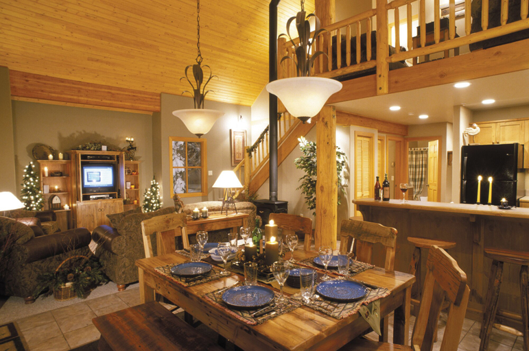 Food & Drinks, Vacation Homes by Big White Accomm., Kootenay Boundary