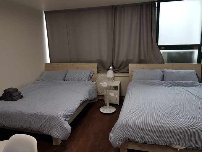 Bedroom 3, Sweet House, Mapo