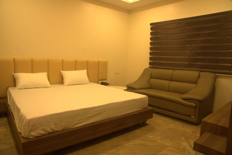 Bedroom 2, Hotel Sagar Inn, Sagar
