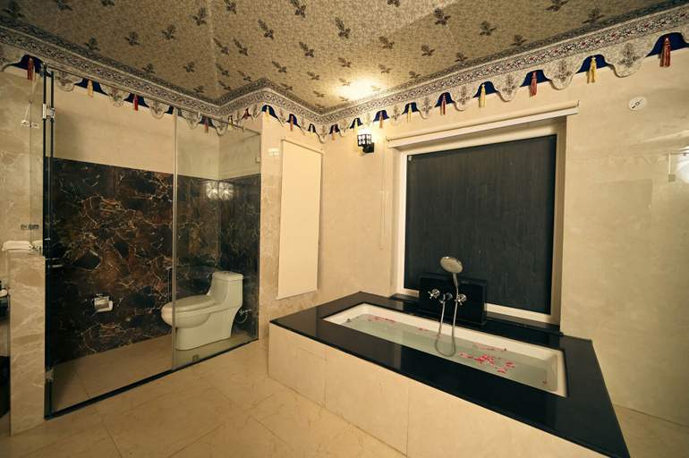 Bathroom 5, Tree of Life Tiger Trails, Ranthambore, Sawai Madhopur