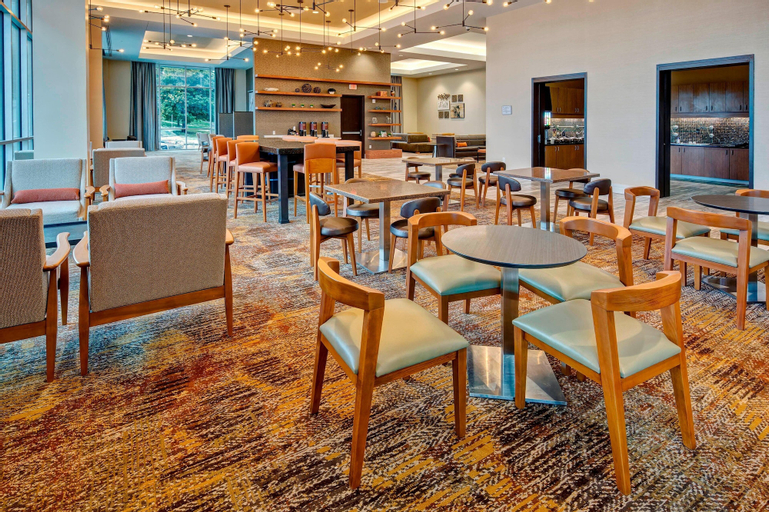 Food & Drinks 5, Residence Inn by Marriott Kansas City Downtown/ Convention, Jackson