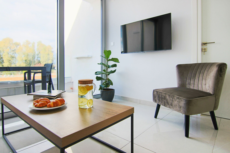 Others 5, Phaedrus Living: Seaside Executive Flat Harbour 202