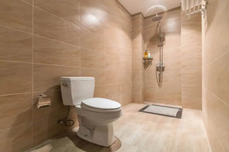 Bathroom, Lijiang Yongshe Inn, Lijiang