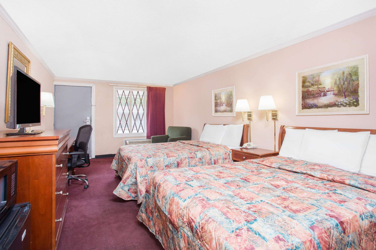 Bedroom 4, Knights Inn Augusta at Boy Scout Rd, Richmond