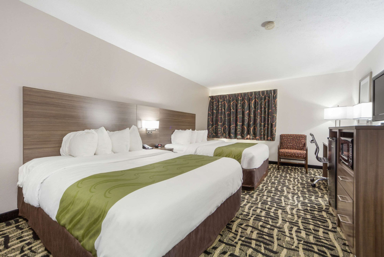 Bedroom 13