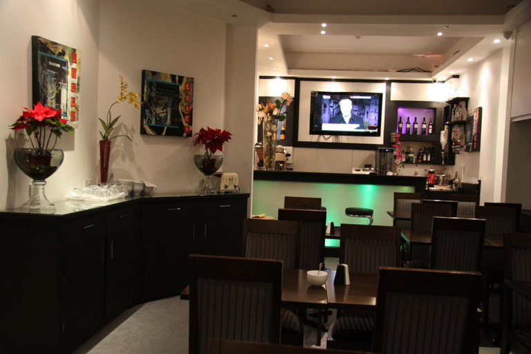 Food & Drinks 4, Kingsway Park Hotel at Park Avenue, London