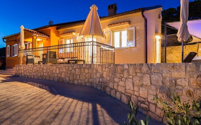 Exterior & Views, Hacienda Babina, Cres