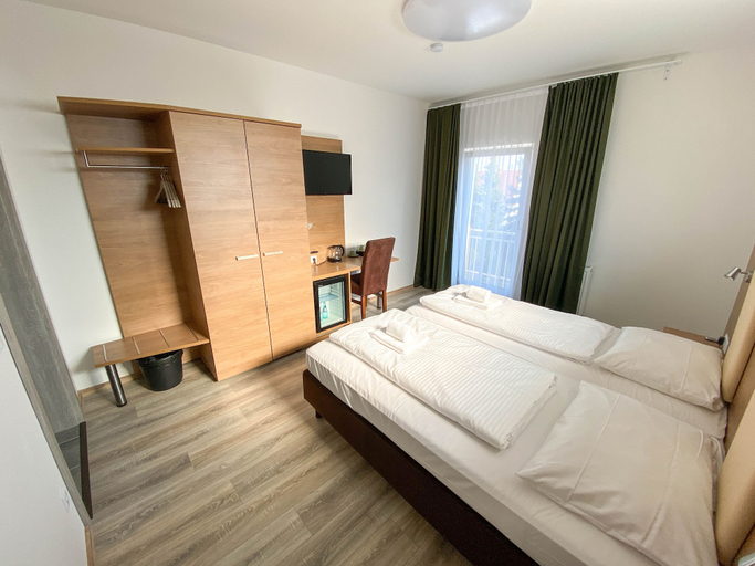 Bedroom 4, Limok Rooms, Leipzig