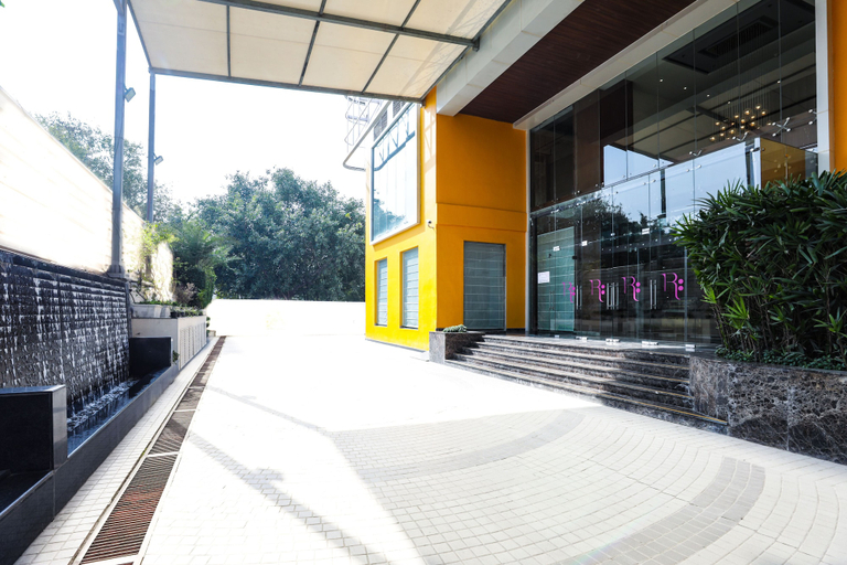 Exterior & Views 2, Regenta Suites Gurugram, Sector 49 Sohna Road, Gurgaon